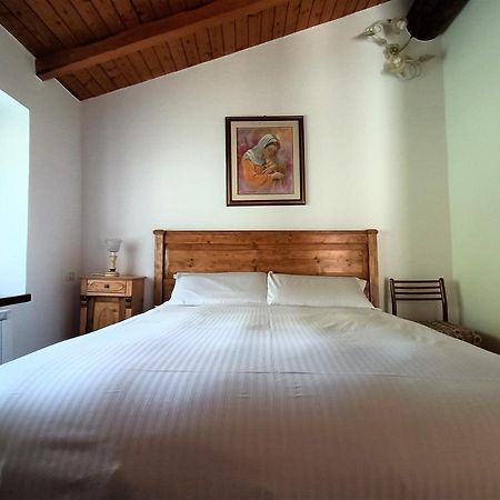 Iseolakerental - Chalet Giulia Sovere المظهر الخارجي الصورة