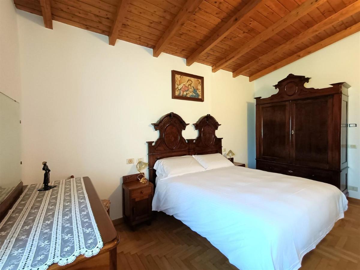 Iseolakerental - Chalet Giulia Sovere المظهر الخارجي الصورة