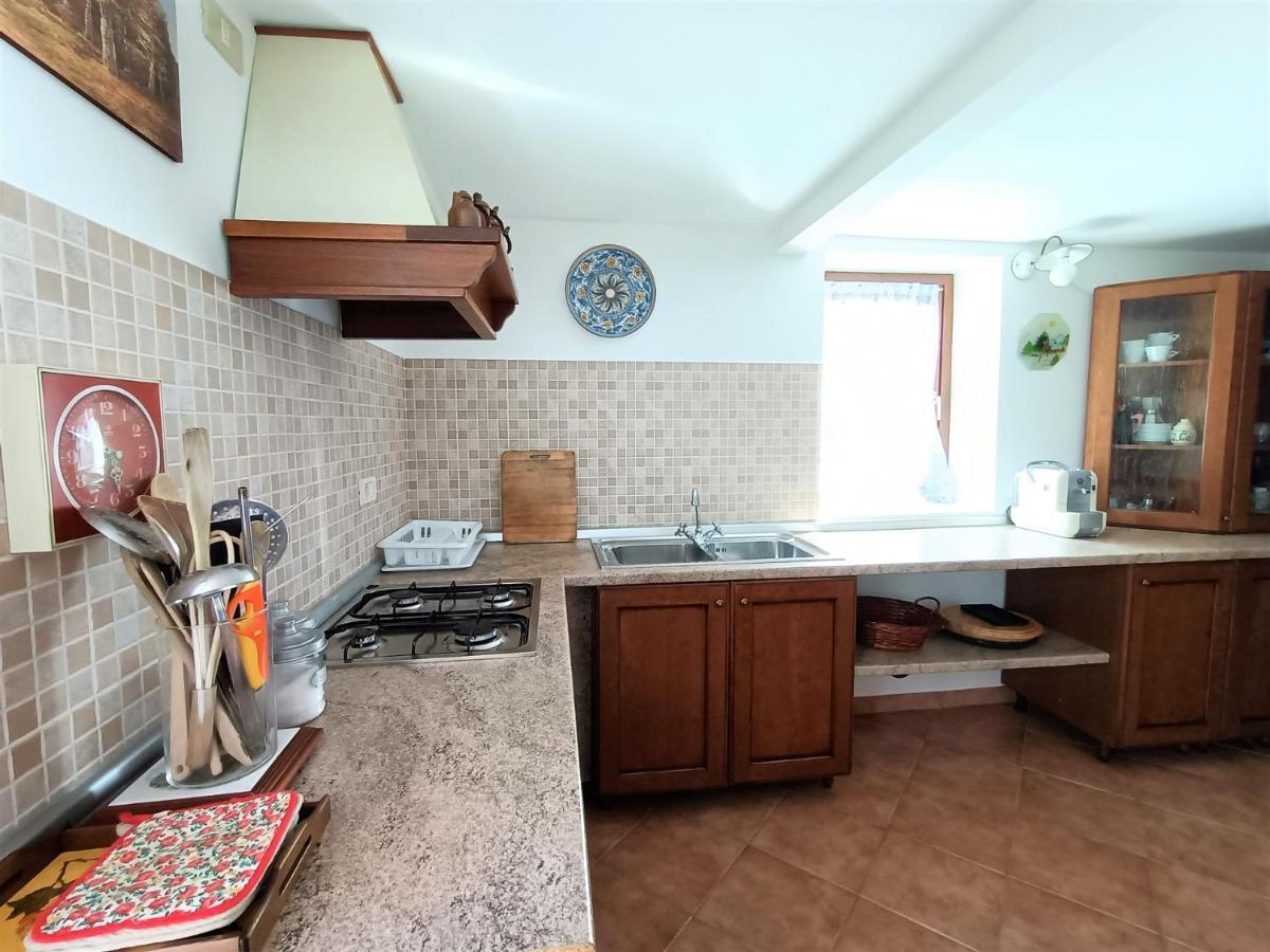 Iseolakerental - Chalet Giulia Sovere المظهر الخارجي الصورة