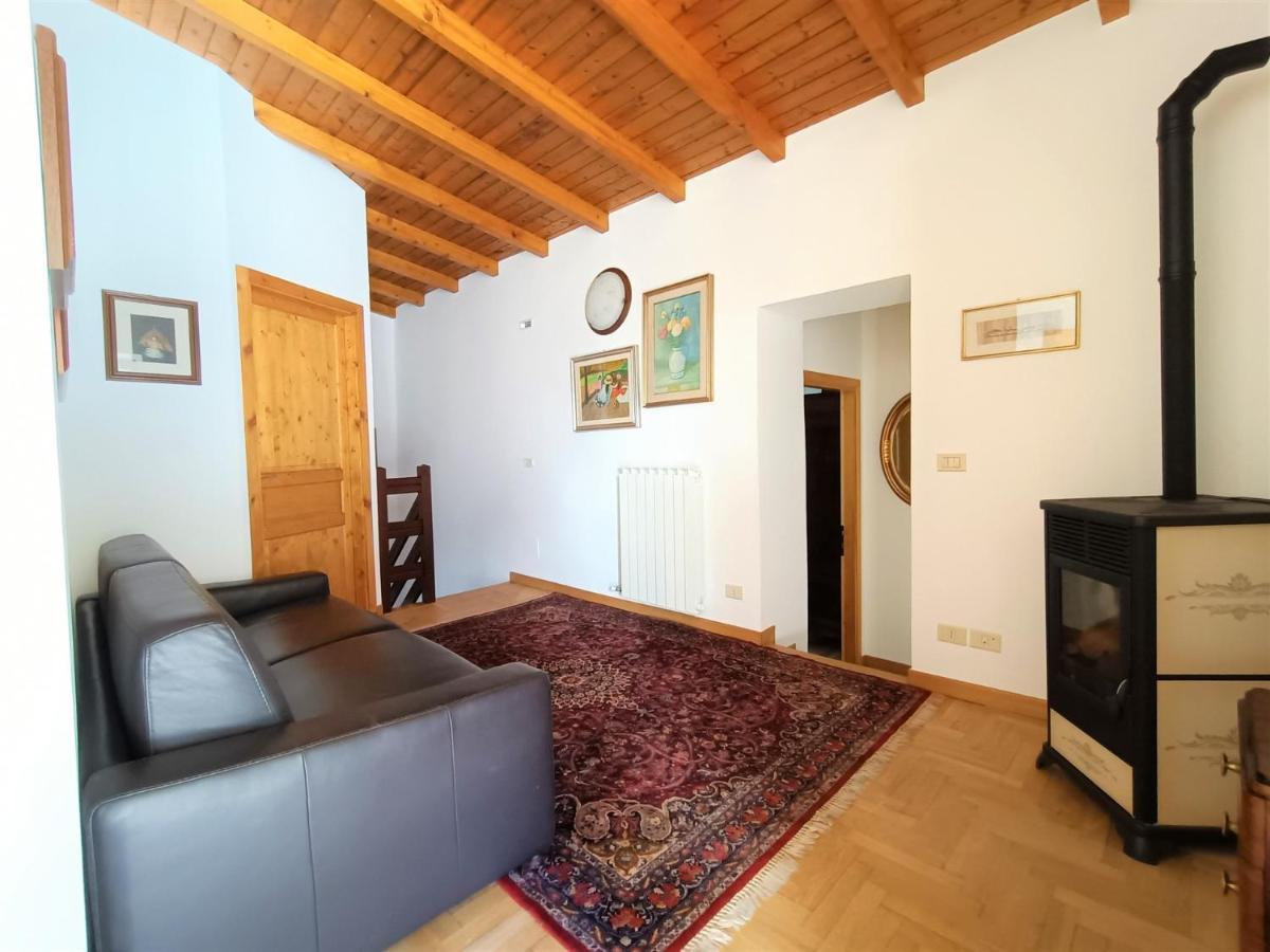 Iseolakerental - Chalet Giulia Sovere المظهر الخارجي الصورة