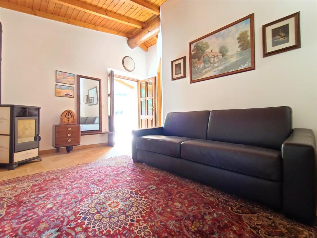 Iseolakerental - Chalet Giulia Sovere المظهر الخارجي الصورة